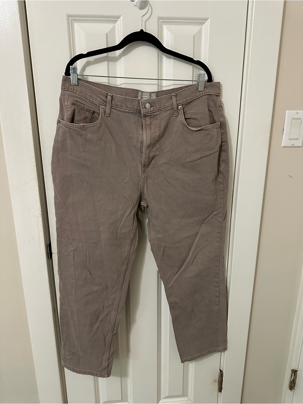 Everlane the original cheeky Jean in taupe tan beige 33 crop